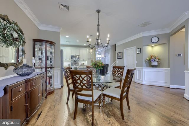 1068 CONSTITUTION DR, Lititz, PA 17543