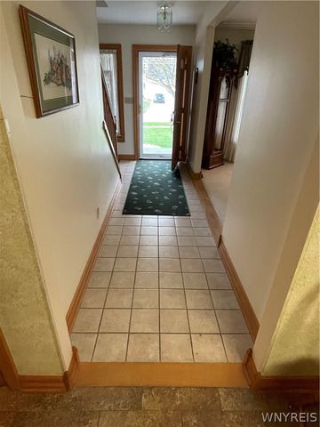 43 Garnet Drive, Cheektowaga, NY 14227