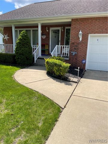 43 Garnet Drive, Cheektowaga, NY 14227