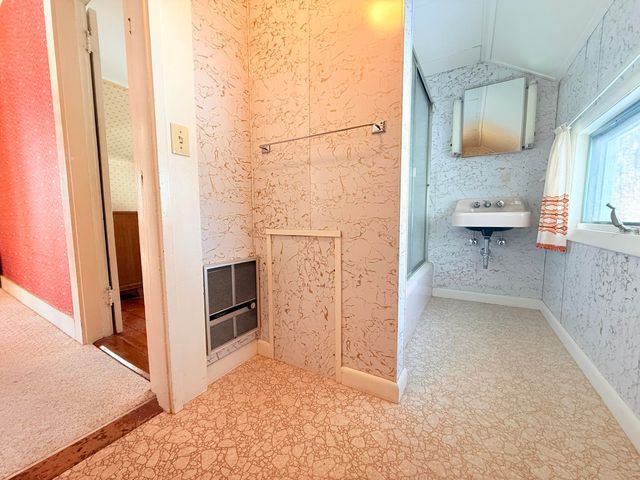 78 Sargent Lane, Newport, NH 03773