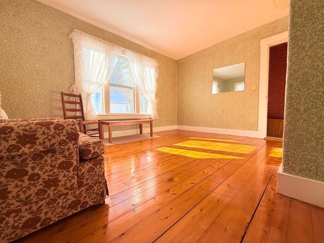 78 Sargent Lane, Newport, NH 03773