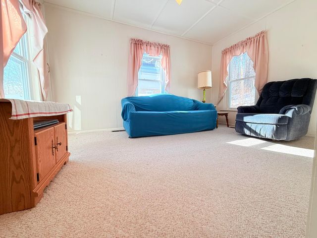 78 Sargent Lane, Newport, NH 03773