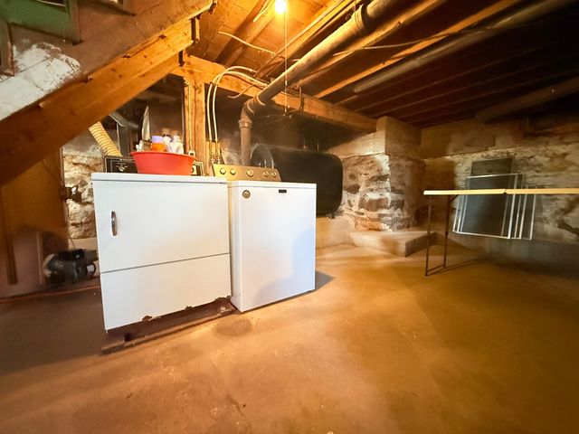 78 Sargent Lane, Newport, NH 03773