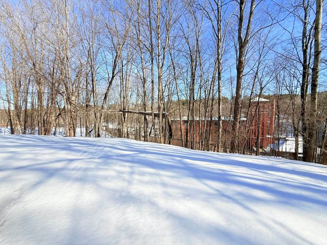 78 Sargent Lane, Newport, NH 03773