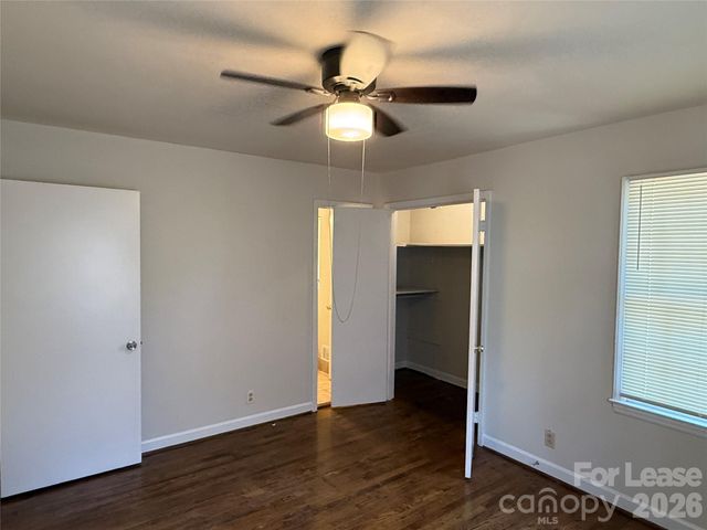 3721 Driftwood Drive, Charlotte, NC 28205
