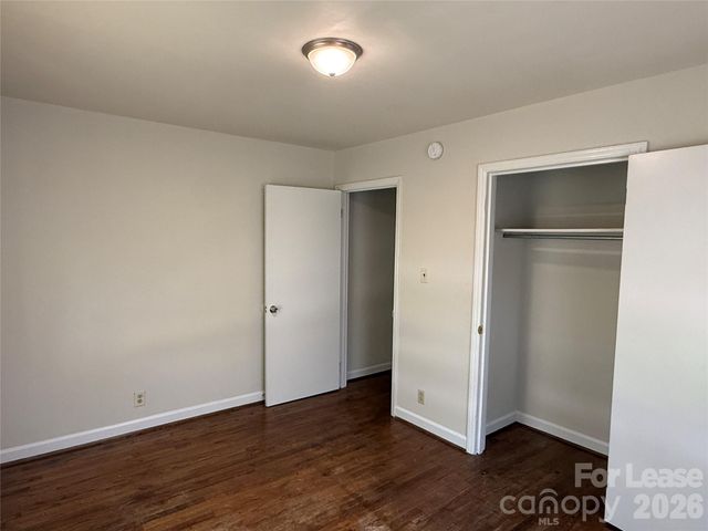 3721 Driftwood Drive, Charlotte, NC 28205