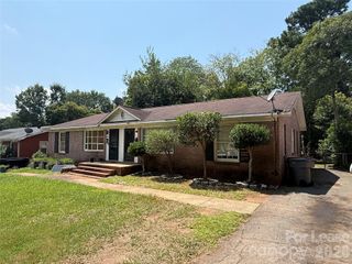 3721 Driftwood Drive, Charlotte, NC 28205