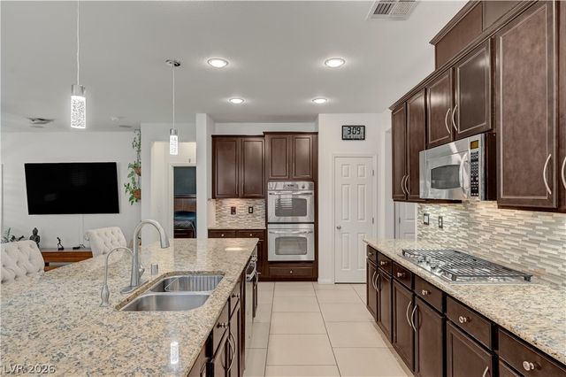5483 Alden Bend Drive, Las Vegas, NV 89135