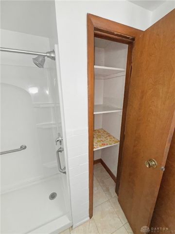 1215 Parkway Drive, Greenville, OH 45331