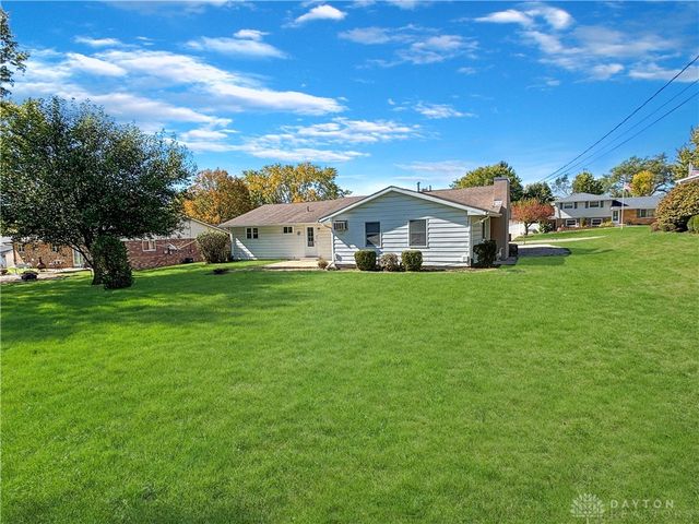 1215 Parkway Drive, Greenville, OH 45331