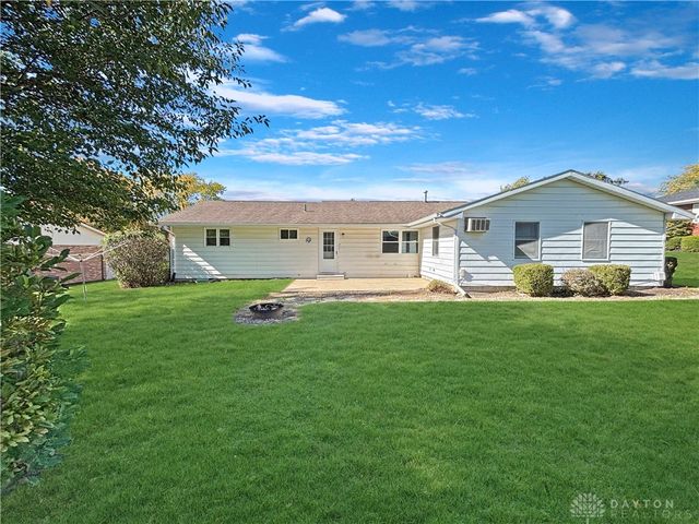 1215 Parkway Drive, Greenville, OH 45331