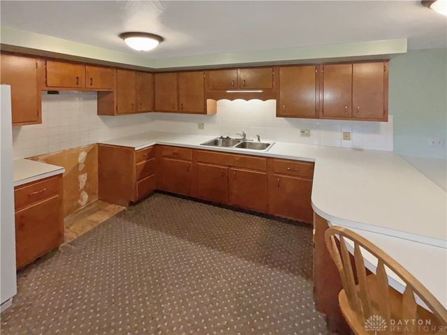 1215 Parkway Drive, Greenville, OH 45331