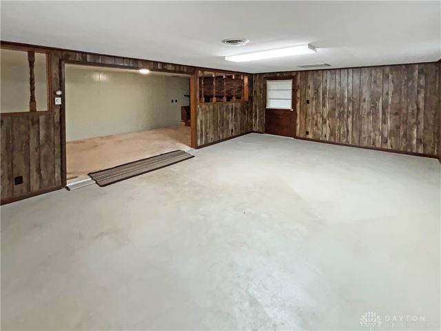 1215 Parkway Drive, Greenville, OH 45331