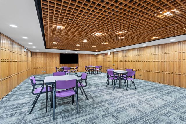 3600 N Lake Shore Drive 1914, Chicago, IL 60613