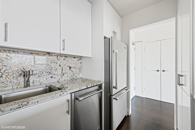 3600 N Lake Shore Drive 1914, Chicago, IL 60613