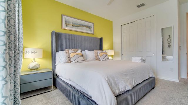 8911 Caroline Bay Court, Kissimmee, FL 34747