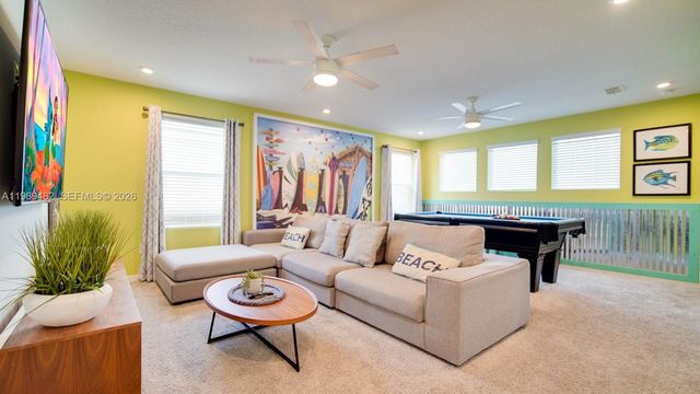 8911 Caroline Bay Court, Kissimmee, FL 34747