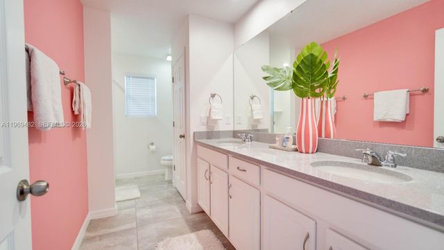 8911 Caroline Bay Court, Kissimmee, FL 34747