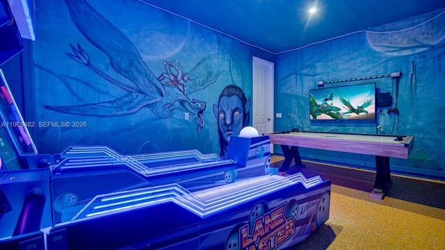 8911 Caroline Bay Court, Kissimmee, FL 34747