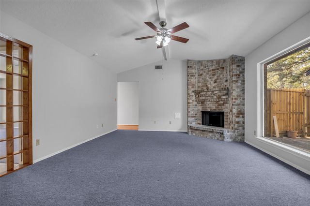 3747 Clear Falls Drive, Kingwood, TX 77339