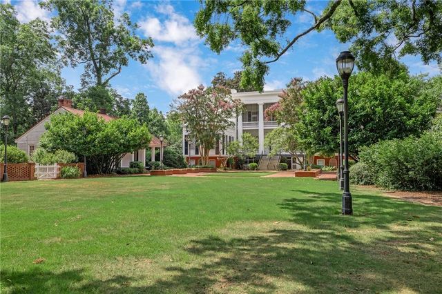 570 Prince Avenue, Athens, GA 30601