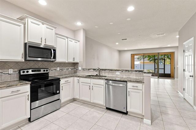1236 PAVIA DRIVE, Apopka, FL 32703
