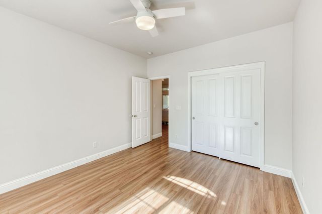 1086 E Olympic Drive, Fresno, CA 93730