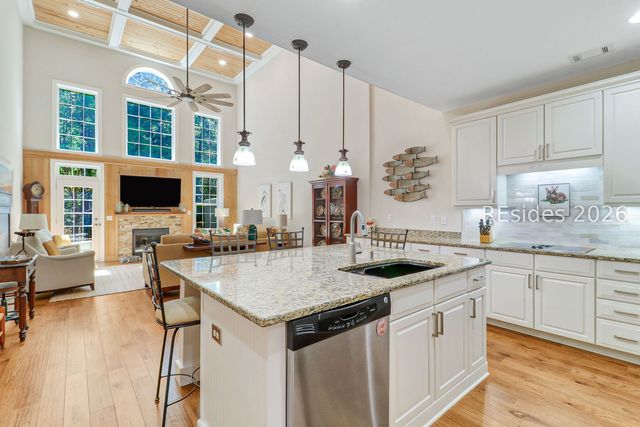 208 Wicklow Dr, Bluffton, SC 29910