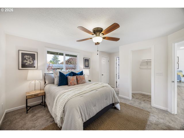 5017 Ne EMERSON Ct, Portland, OR 97218