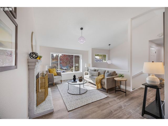 5017 Ne EMERSON Ct, Portland, OR 97218