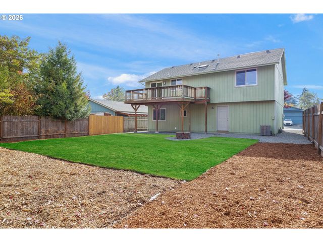 5017 Ne EMERSON Ct, Portland, OR 97218