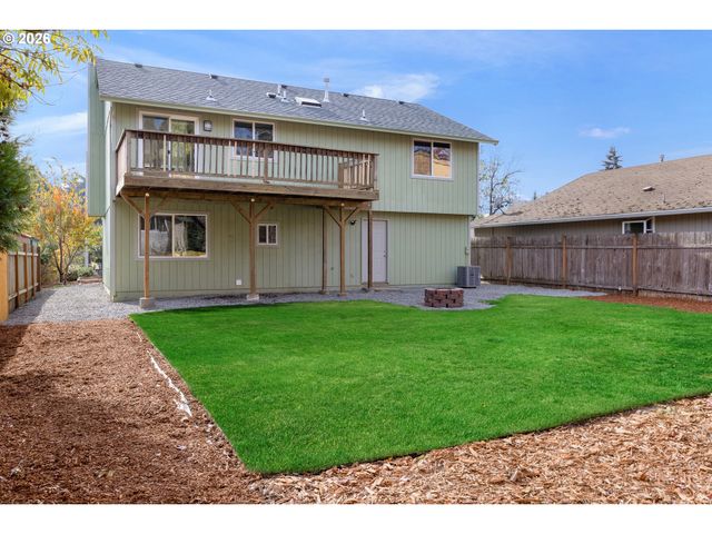 5017 Ne EMERSON Ct, Portland, OR 97218