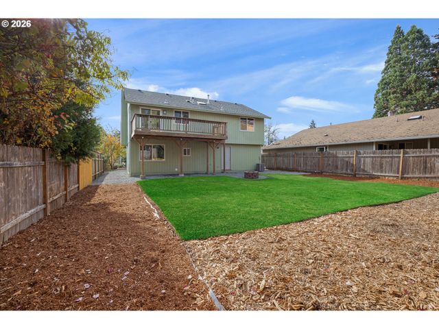 5017 Ne EMERSON Ct, Portland, OR 97218