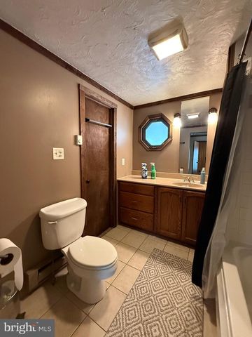 917 N FAIRVILLE AVE, Harrisburg, PA 17112