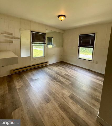 917 N FAIRVILLE AVE, Harrisburg, PA 17112