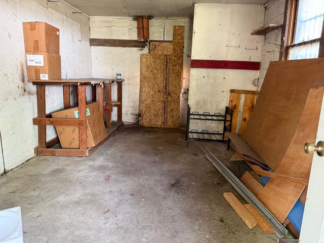 1601 Millington St, Winfield, KS 67156