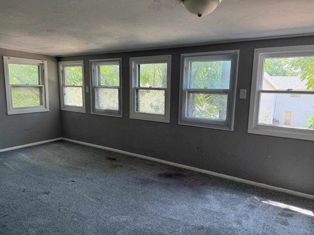 1601 Millington St, Winfield, KS 67156