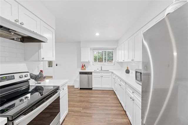 27319 Capilano Drive, Menifee, CA 92586