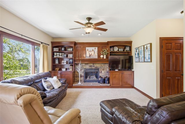 3007 SE 17th Street, Ankeny, IA 50021