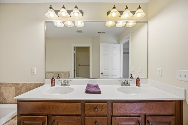 3007 SE 17th Street, Ankeny, IA 50021