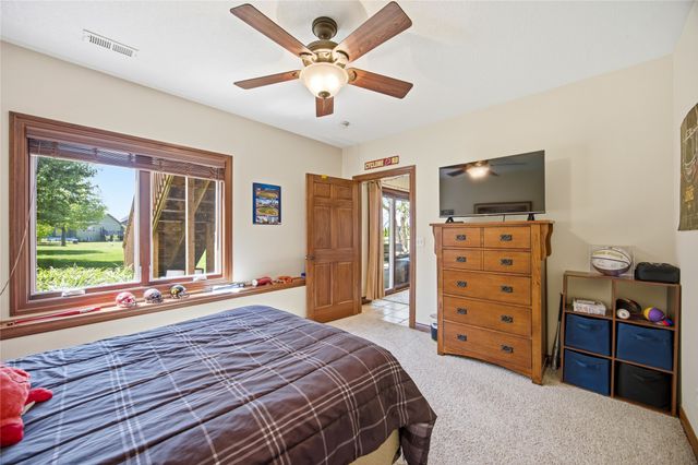 3007 SE 17th Street, Ankeny, IA 50021