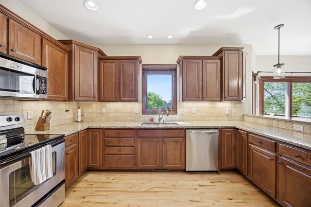 3007 SE 17th Street, Ankeny, IA 50021