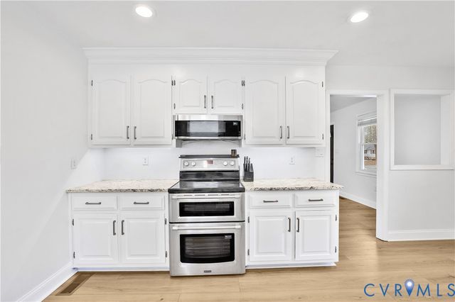 3735 W Autumn Dr, Dinwiddie, VA 23803