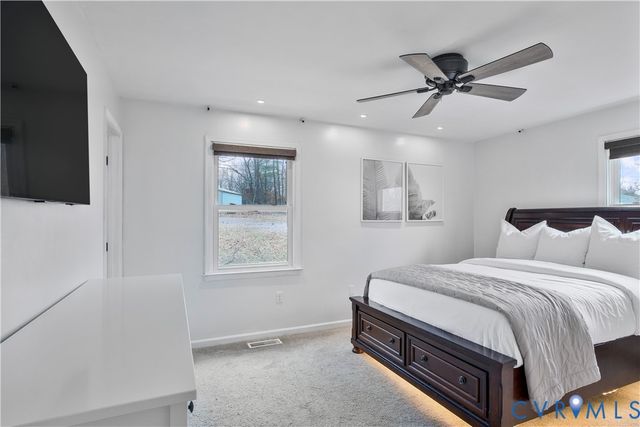 3735 W Autumn Dr, Dinwiddie, VA 23803