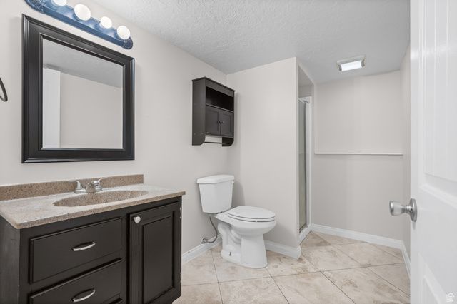 3041 S ROUNDTABLE RD, West Valley City, UT 84120
