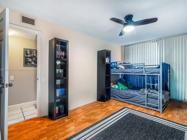 6547 SW 116th Pl E, Miami, FL 33173