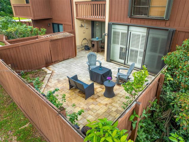6547 SW 116th Pl E, Miami, FL 33173