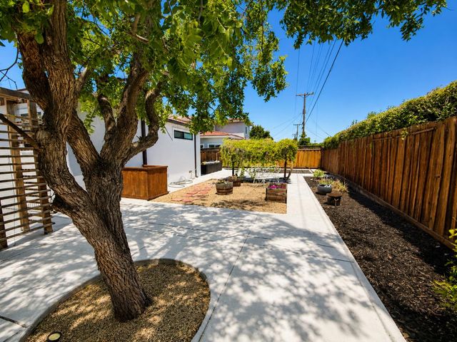 2155 Amethyst Drive, Santa Clara, CA 95051