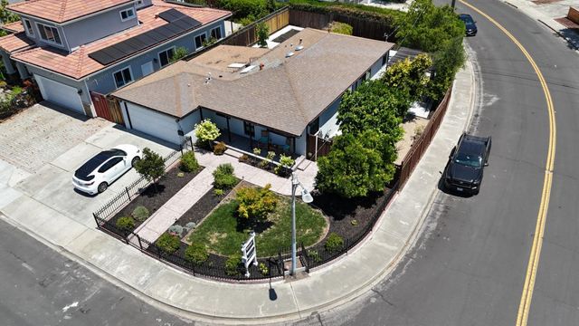 2155 Amethyst Drive, Santa Clara, CA 95051