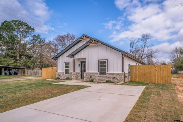 840 Devereaux st, Jacksonville, TX 75766